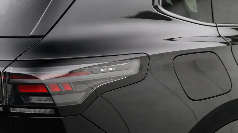 Volkswagen Tiguan 1.5 eHybrid R-Line | Massage | Head-up | P uit 2026, foto 19