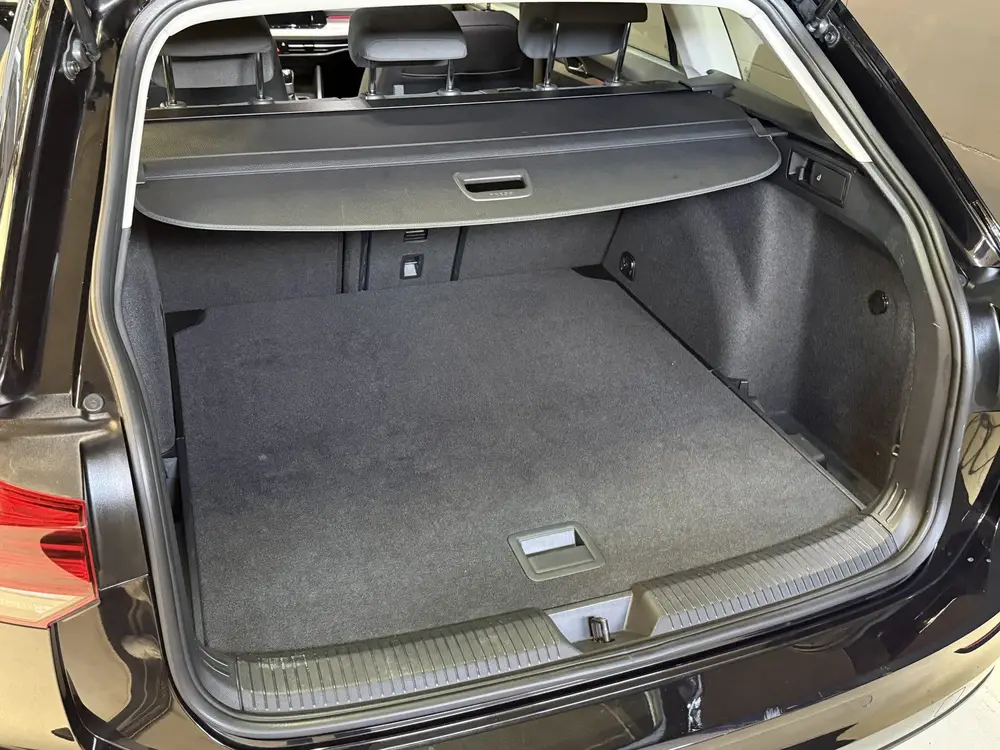 Volkswagen Golf Variant 1.0 TSI Life | Carplay | ACC | Draad uit 2024, foto 10