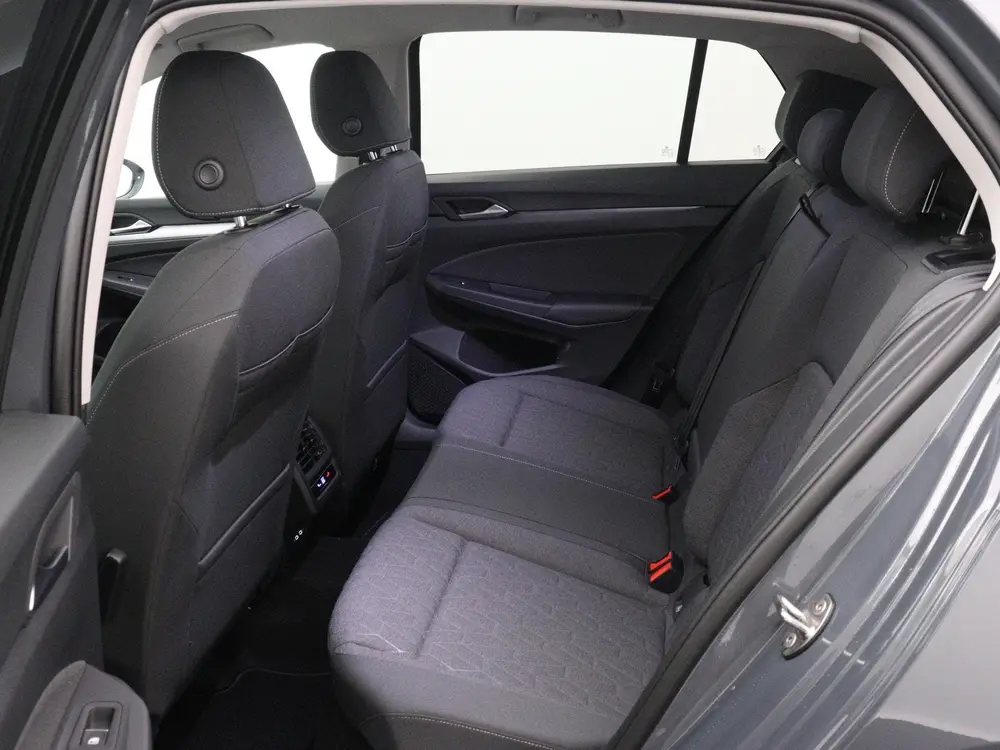 Volkswagen Golf 1.5 eHybrid Life Edition 204 PK Automaat | # uit 2026, foto 9