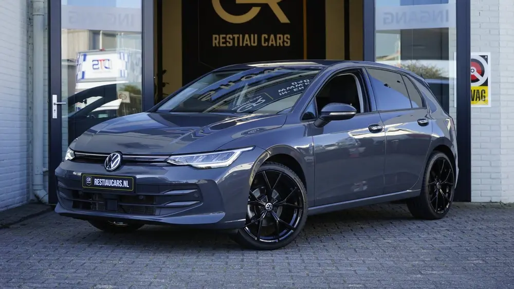 Volkswagen Golf VIII 8.5 1.5 eTSI AUTOMAAT|ACC|AMBIANCE|CARP uit 2025