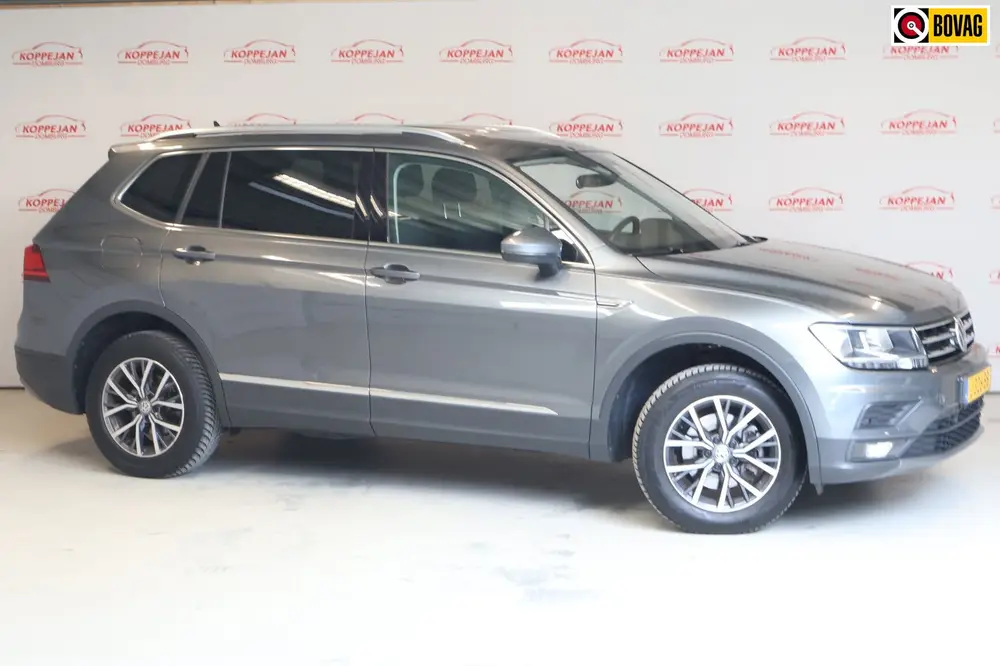 Volkswagen Tiguan Allspace 1.5 TSI Comfortline Business 7p N uit 2020