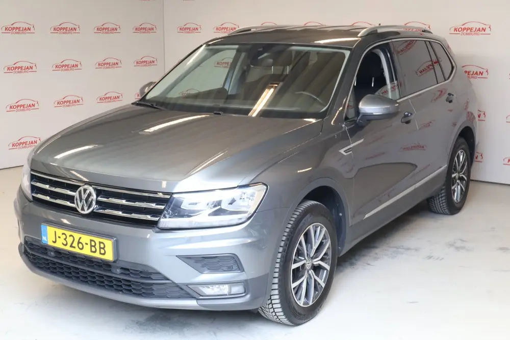 Volkswagen Tiguan Allspace 1.5 TSI Comfortline Business 7p N uit 2020, foto 3