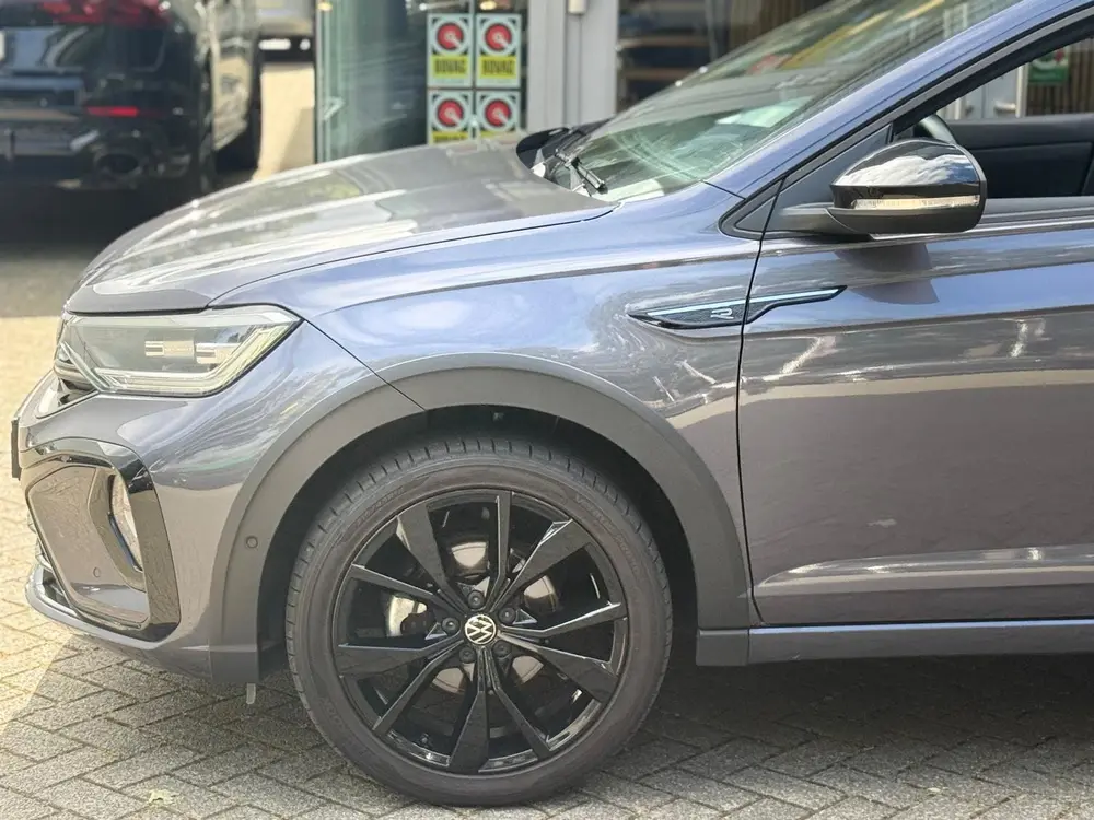 Volkswagen Taigo 1.5 TSI 3X R-Line |PANO|KEYLESS|LANEASSIST| uit 2023, foto 5