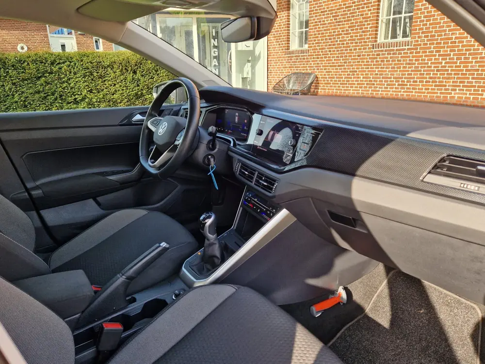 Volkswagen Polo 1.0 TSI Life Business uit 2022, foto 12