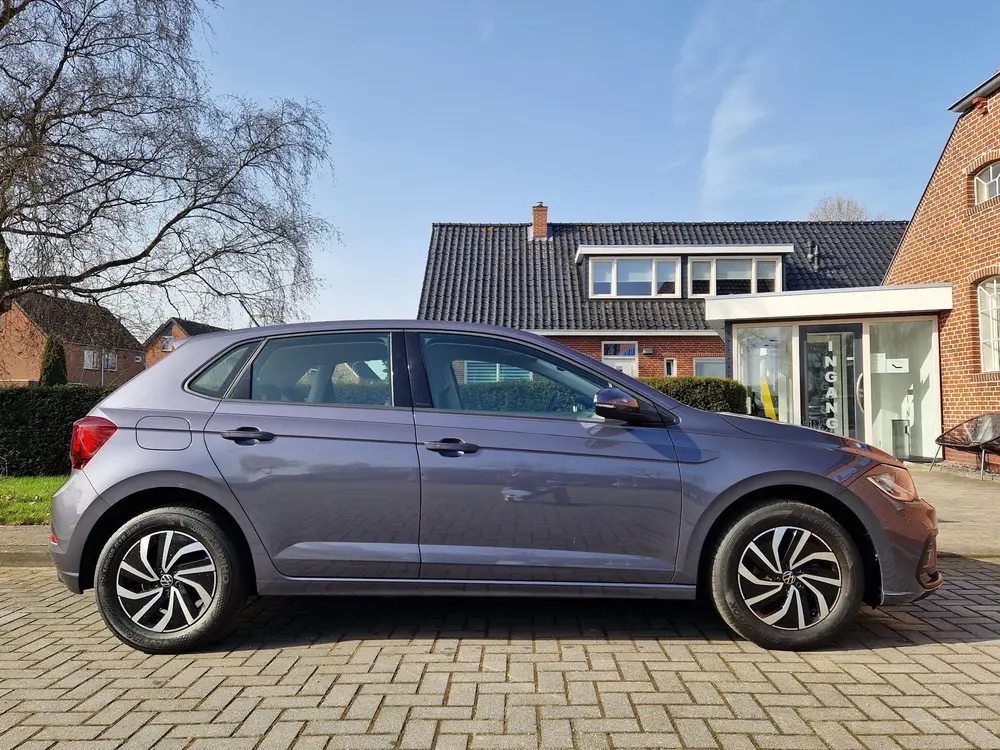 Volkswagen Polo 1.0 TSI Life Business uit 2022, foto 2
