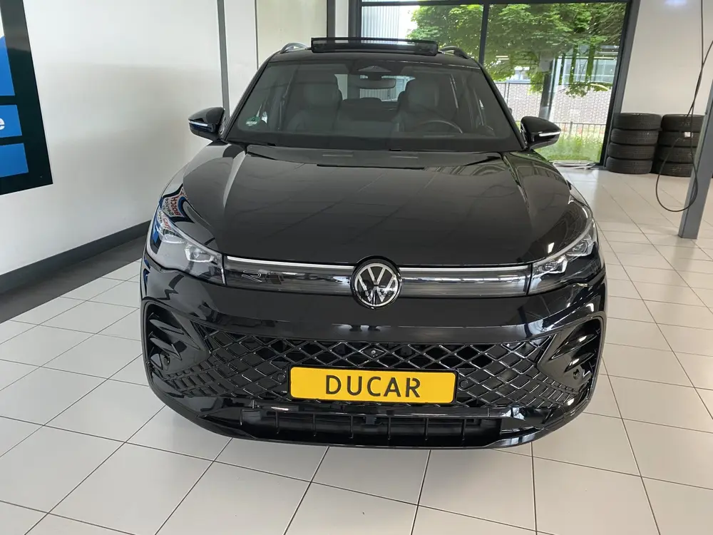 Volkswagen Tiguan 1.5 eHybrid R-Line Edition 272 PK Panorama uit 2024, foto 6