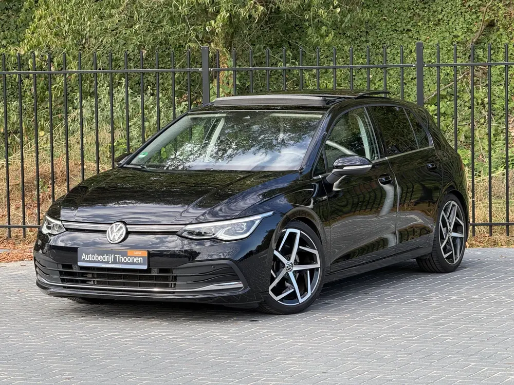 Volkswagen Golf 1.5 eTSI Style 150 pk | pano | trekhaak | 18 uit 2020