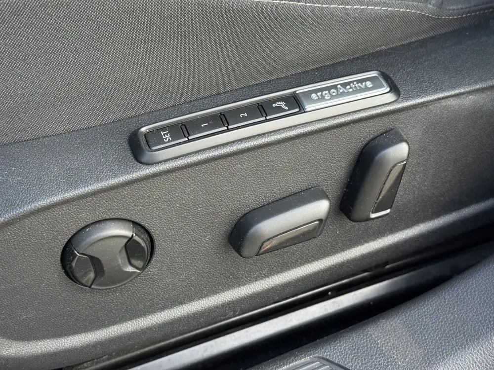 Volkswagen Golf 1.5 eTSI Style 150 pk | pano | trekhaak | 18 uit 2020, foto 13