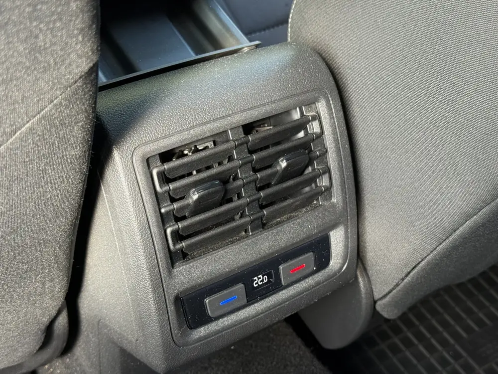Volkswagen Golf 1.5 eTSI Style 150 pk | pano | trekhaak | 18 uit 2020, foto 16