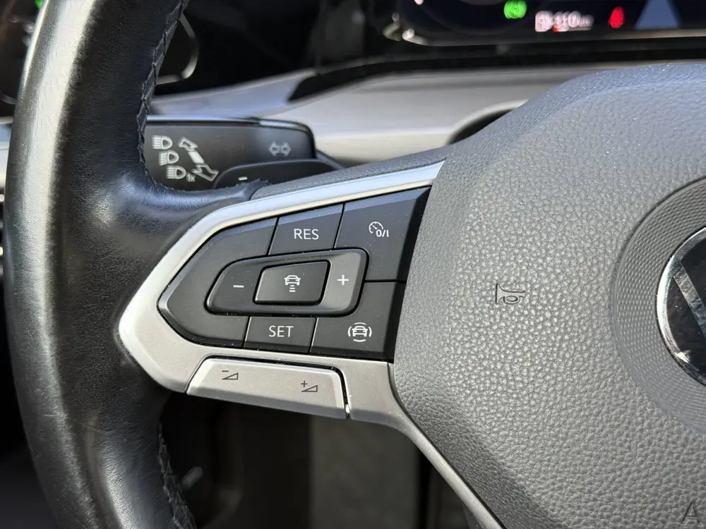 Volkswagen Golf 1.5 eTSI Style 150 pk | pano | trekhaak | 18 uit 2020, foto 19