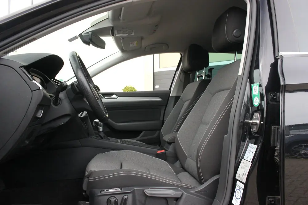 Volkswagen Passat Variant 1.4 TSI GTE Business | Trekhaak | uit 2022, foto 11
