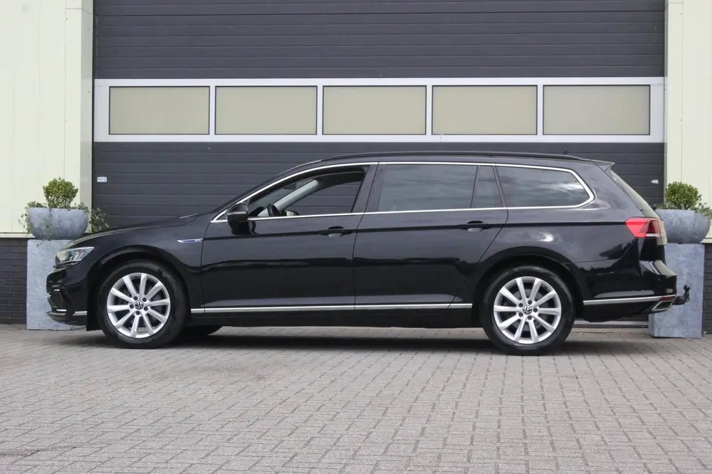 Volkswagen Passat Variant 1.4 TSI GTE Business | Trekhaak | uit 2022, foto 16