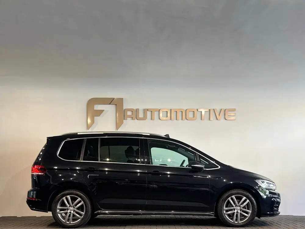 Volkswagen TOURAN 1.5 TSI R-Line 7p Pano|ACC|Keyless|Stoelve uit 2019, foto 8