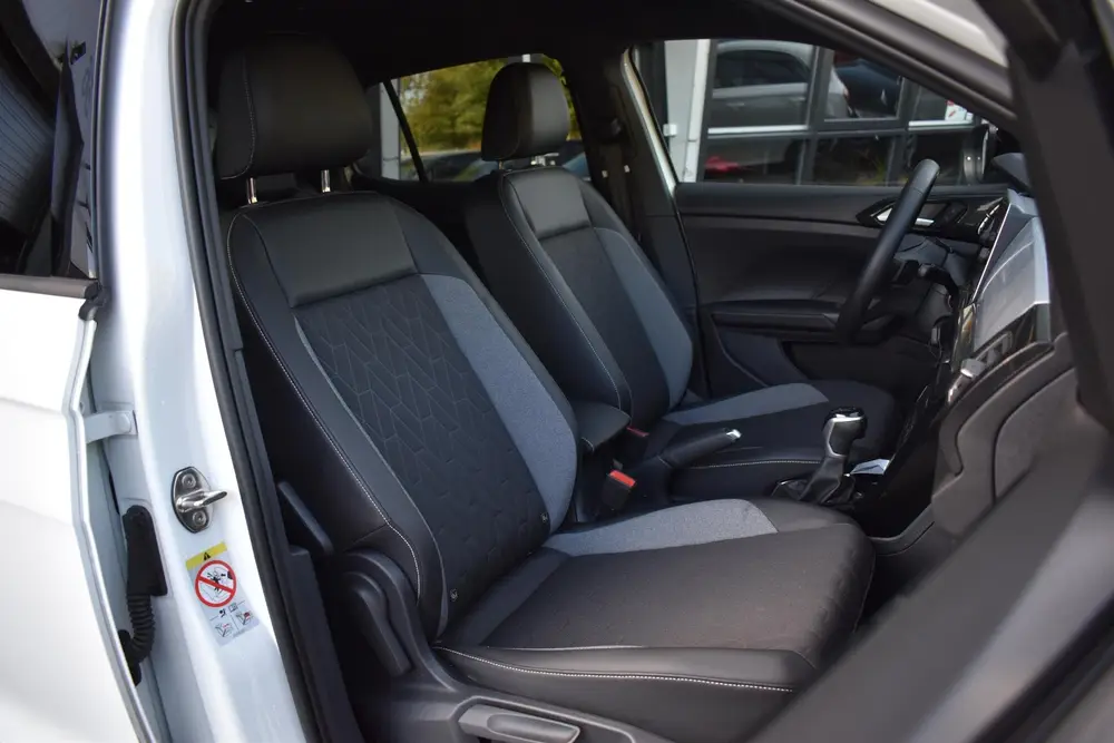 Volkswagen T-Cross 1.0 TSI GOAL Edition DSG Lane Navi Stoelv uit 2025, foto 18