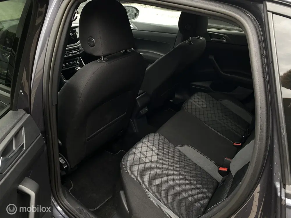 Volkswagen Taigo 1.0 TSI *R-LINE*AUTOMAAT*FULL-OPTION* uit 2023, foto 9