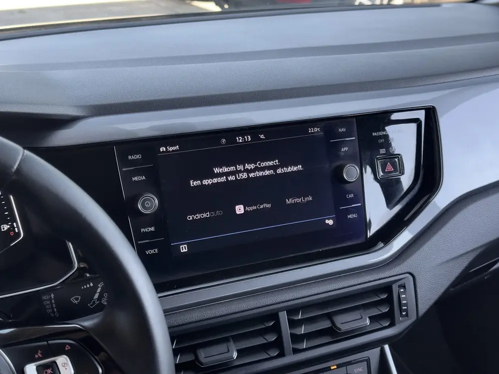 Volkswagen Polo 1.0 TSI R-LINE HIGHLINE LEDER NAVI DIGI-DASH uit 2019, foto 4