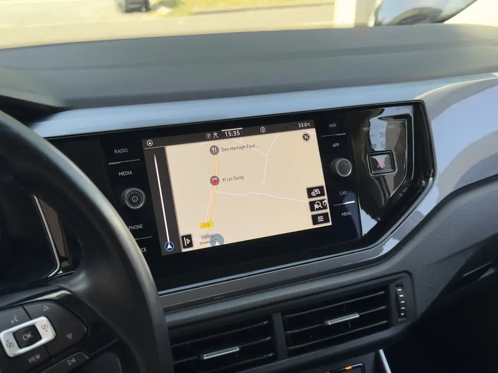 Volkswagen Polo 1.0 TSI AUT7 R-LINE HIGHLINE NAVI DIGI-DASH uit 2021, foto 6