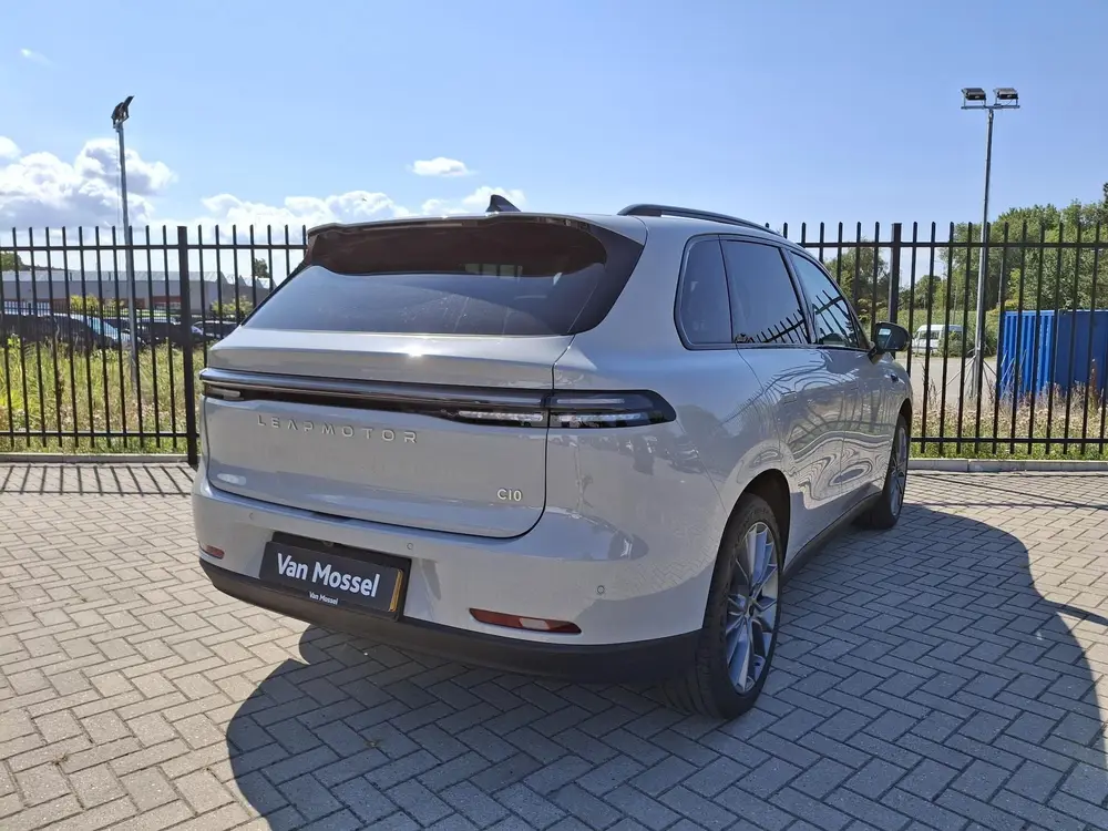 Leapmotor C10 Design 69.9 kWh | Navigatie | Climate control uit 2025, foto 6