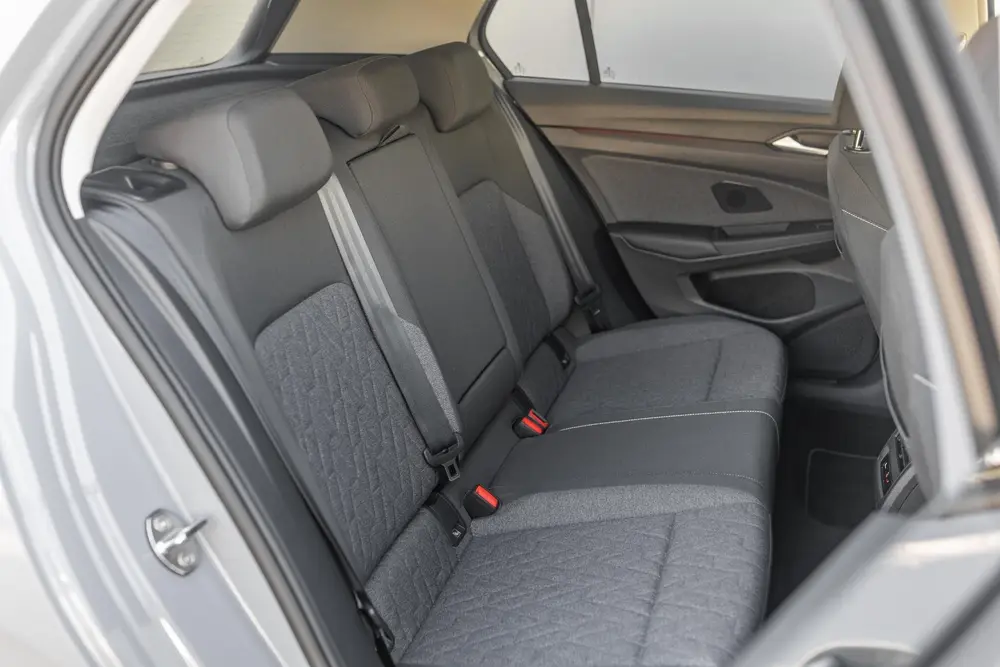 Volkswagen Golf 1.5 eTSI uit 2023, foto 11