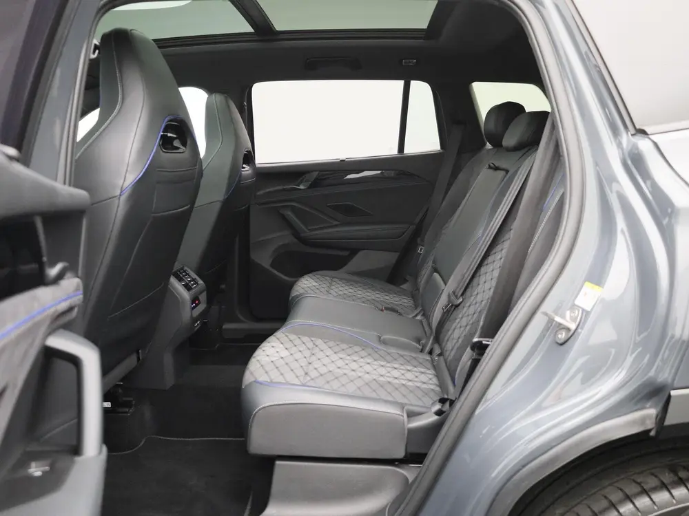 Volkswagen Tayron 1.5 eHybrid R-Line Edition 204 PK| Origine uit 2025, foto 12