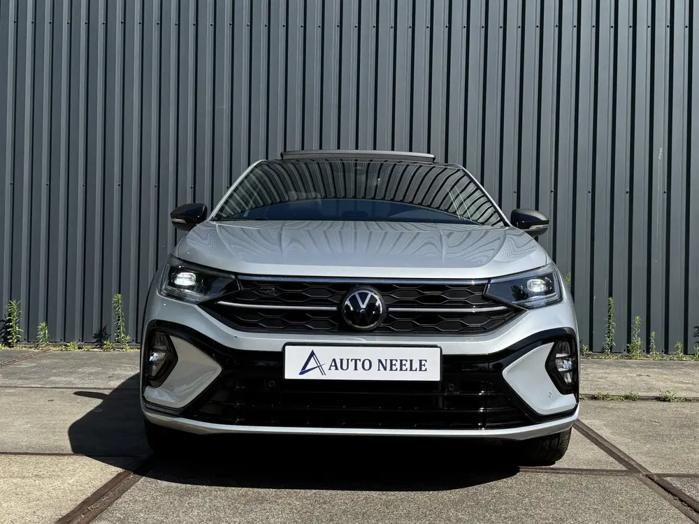Volkswagen Taigo 1.5 TSI R-Line 150 pk Panoramadak, IQ Light uit 2023, foto 11