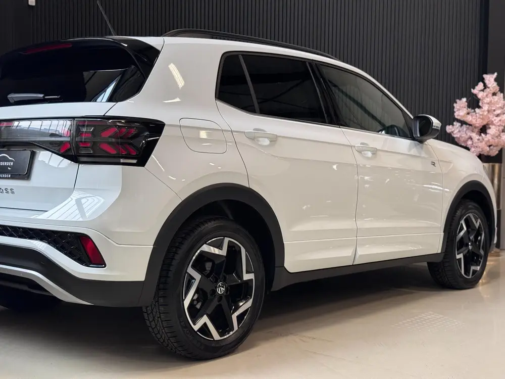 Volkswagen T-Cross 1.5 TSI R-Line DSG | IQ LED | CAMERA | TR uit 2025, foto 4