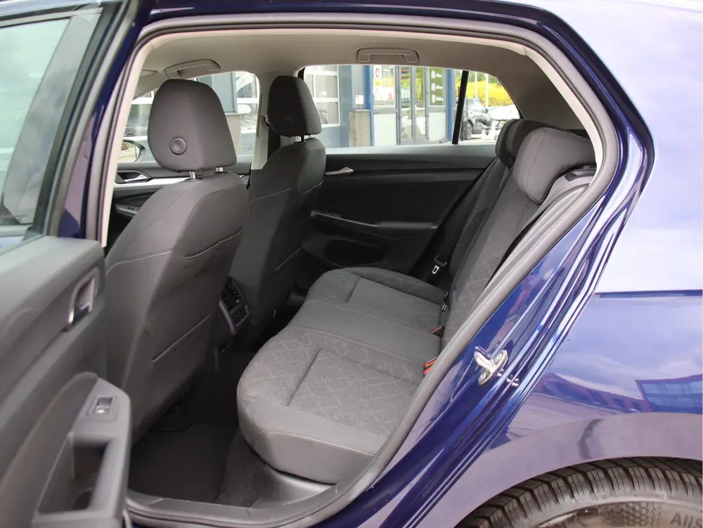 Volkswagen Golf 1.0 TSI Life Digital Cockpit, FULL LED, ACC uit 2020, foto 12