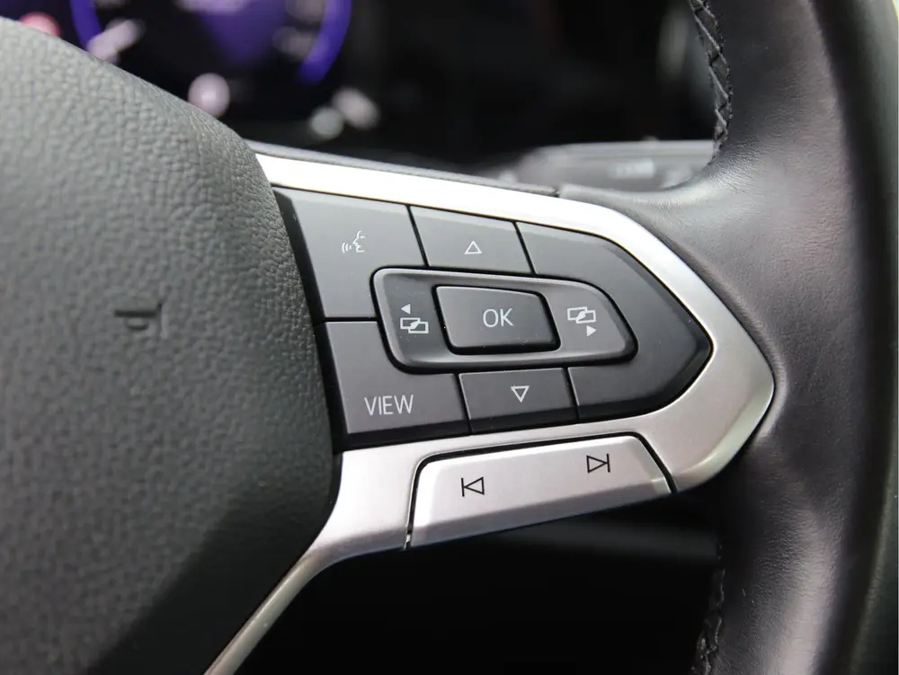Volkswagen Golf 1.0 TSI Life Digital Cockpit, FULL LED, ACC uit 2020, foto 19