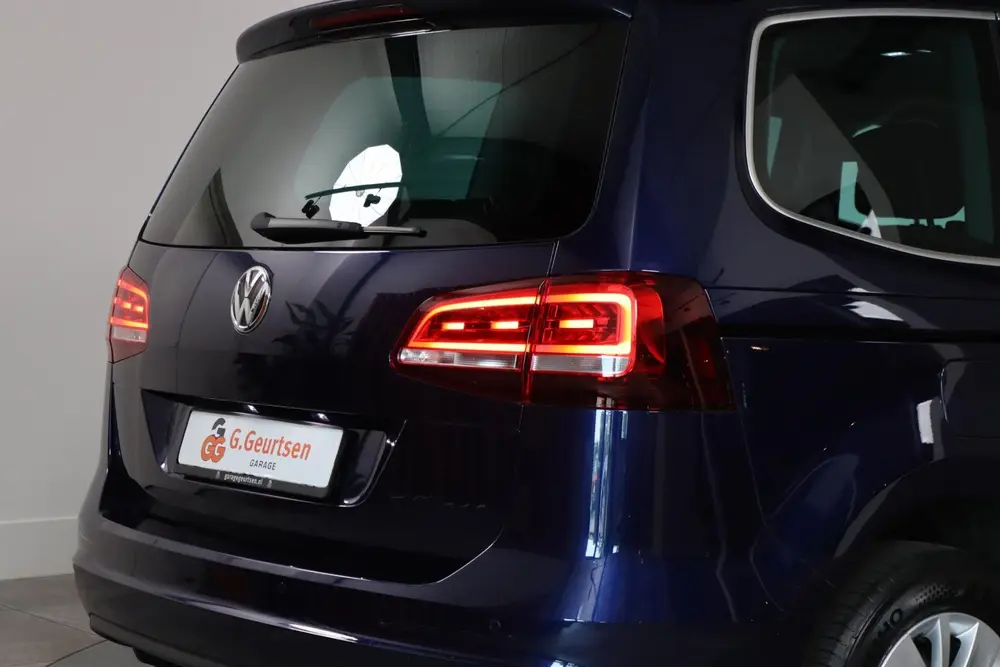 Volkswagen Sharan 1.4 TSI Exclusive Series 7-Persoons Naviga uit 2019, foto 15