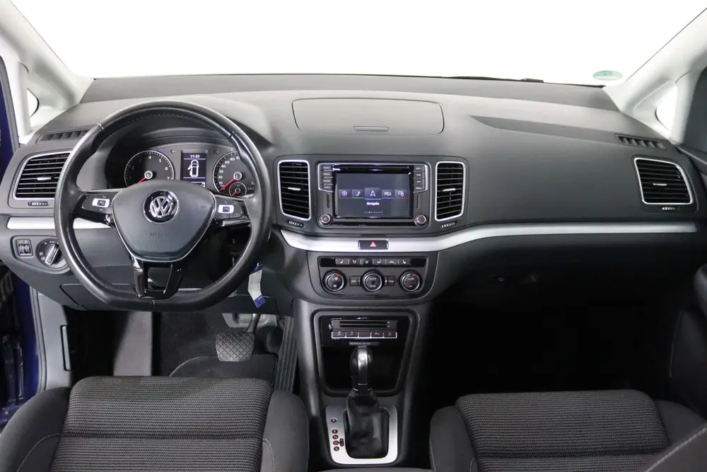 Volkswagen Sharan 1.4 TSI Exclusive Series 7-Persoons Naviga uit 2019, foto 3