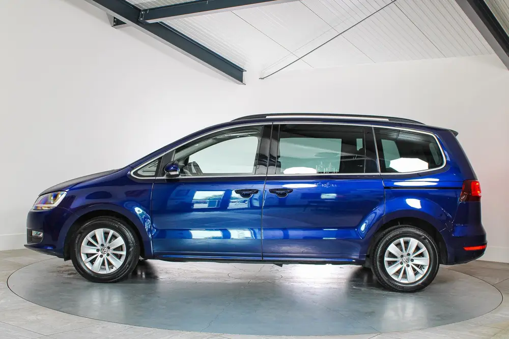 Volkswagen Sharan 1.4 TSI Exclusive Series 7-Persoons Naviga uit 2019, foto 9