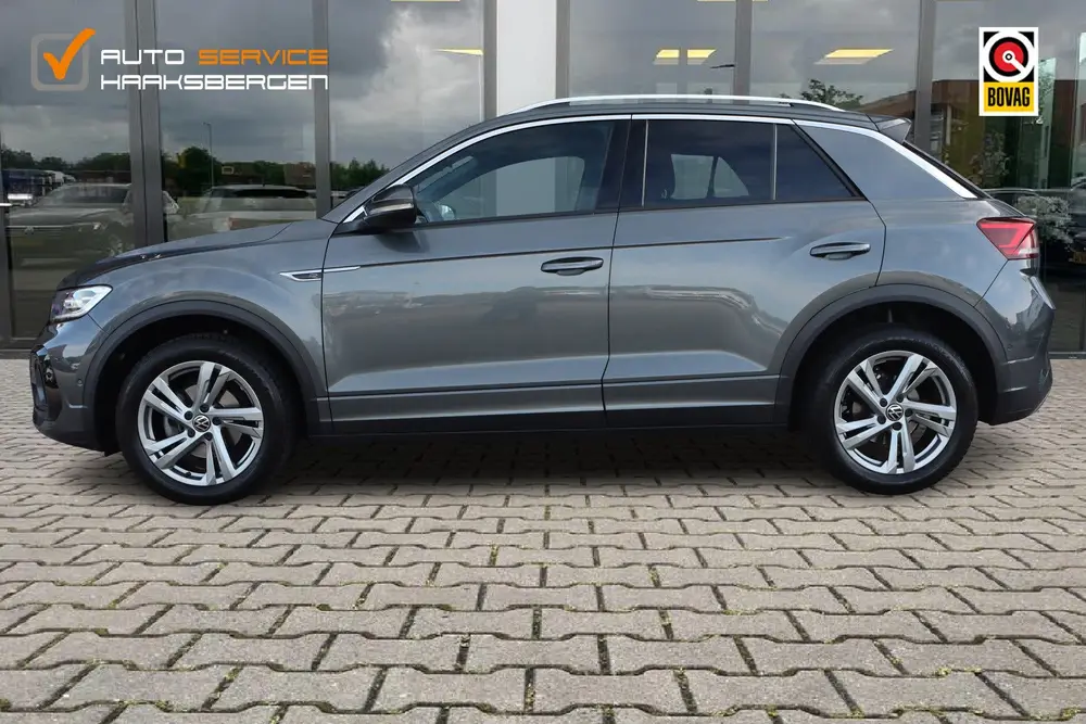 Volkswagen T-Roc 1.0 TSI R-Line | ACC | Carplay | DAB | uit 2023, foto 2