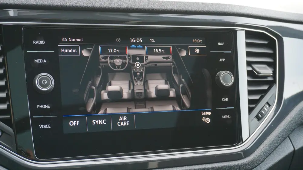 Volkswagen T-Roc 1.5 TSI 150pk R-Line & Sport Pano.dak Virtu uit 2019, foto 17