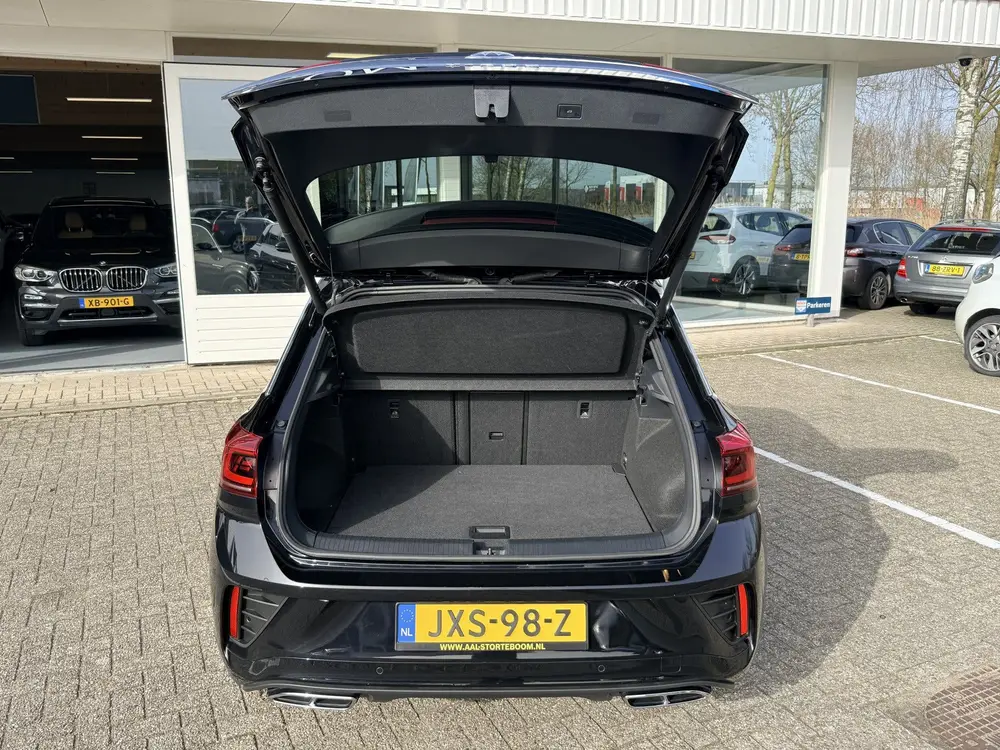 Volkswagen T-Roc 1.5 TSI R-Line Edition | LED | Keyless | Vi uit 2025, foto 11