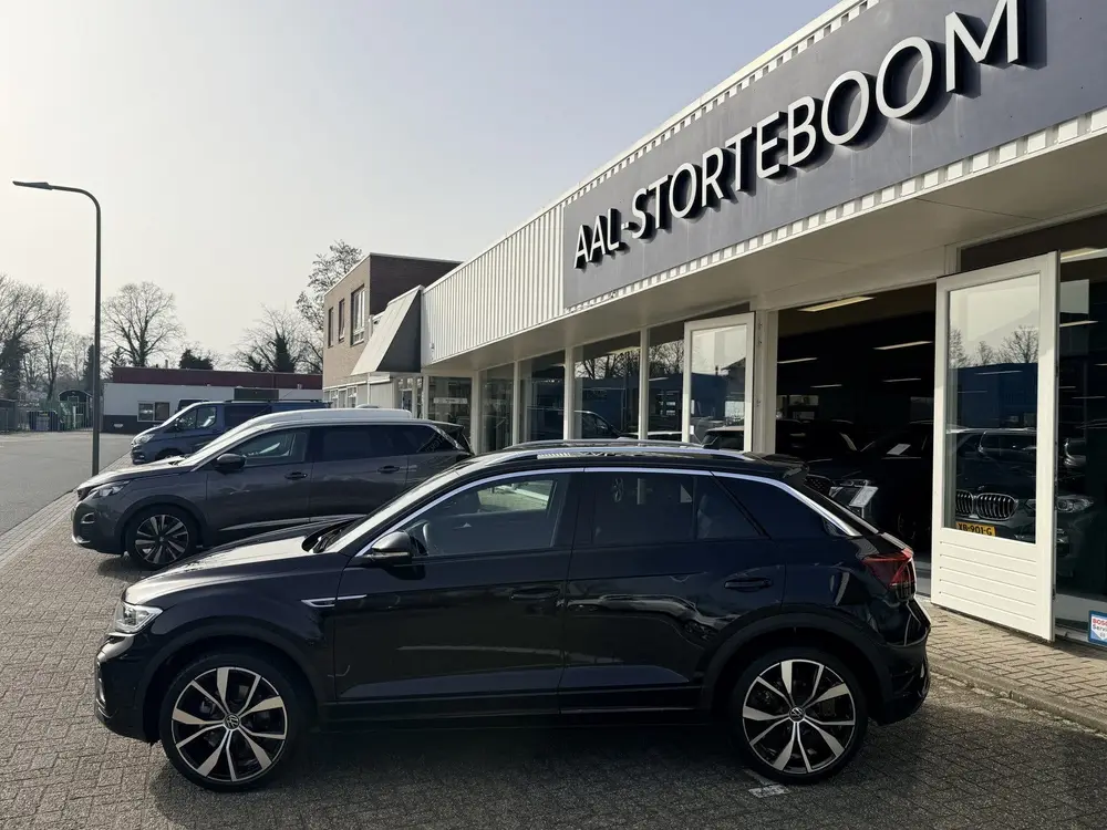 Volkswagen T-Roc 1.5 TSI R-Line Edition | LED | Keyless | Vi uit 2025, foto 13