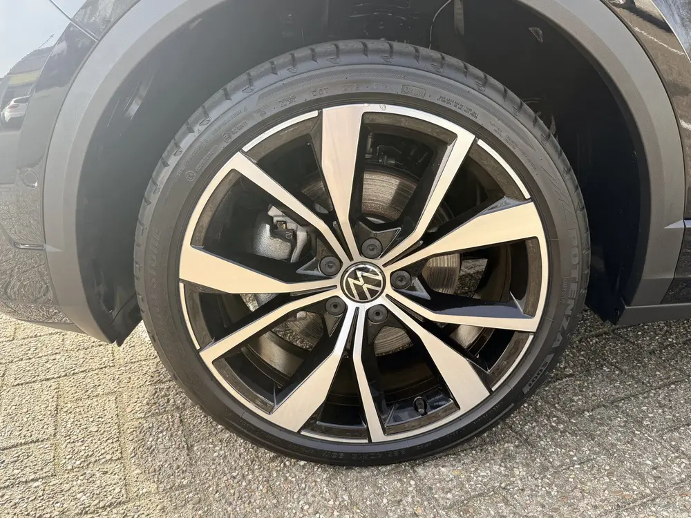 Volkswagen T-Roc 1.5 TSI R-Line Edition | LED | Keyless | Vi uit 2025, foto 16