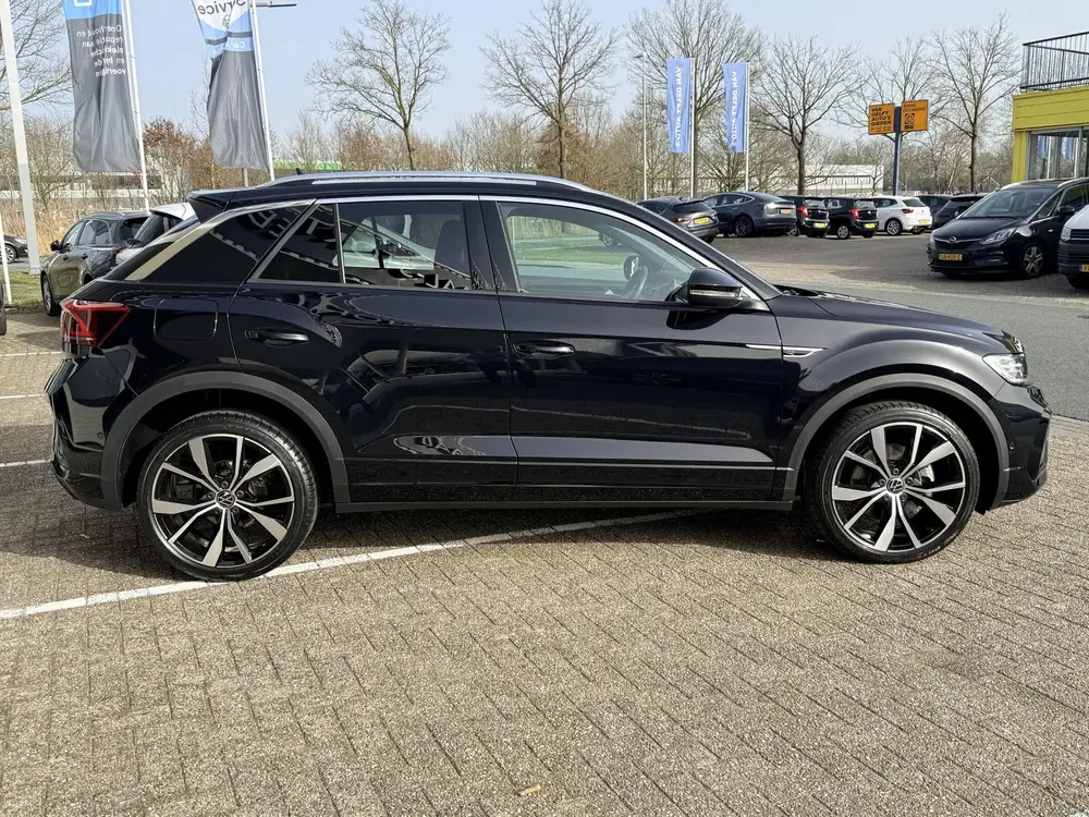 Volkswagen T-Roc 1.5 TSI R-Line Edition | LED | Keyless | Vi uit 2025, foto 8