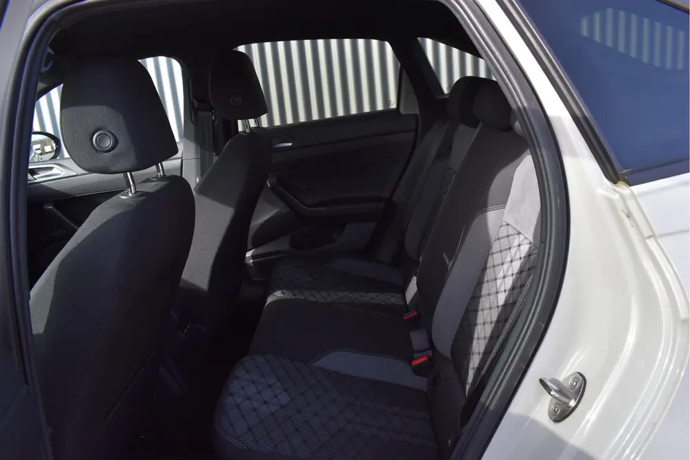 Volkswagen Taigo 1.0 TSI R-Line Business Virtual cockpit, Ad uit 2022, foto 15