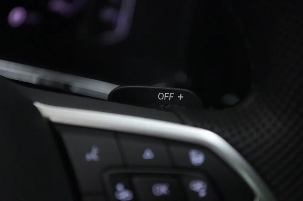 Volkswagen T-Roc 1.5 TSI R-Line 3X R-LINE/PANO/IQ/CARPLAY/CA uit 2025, foto 18