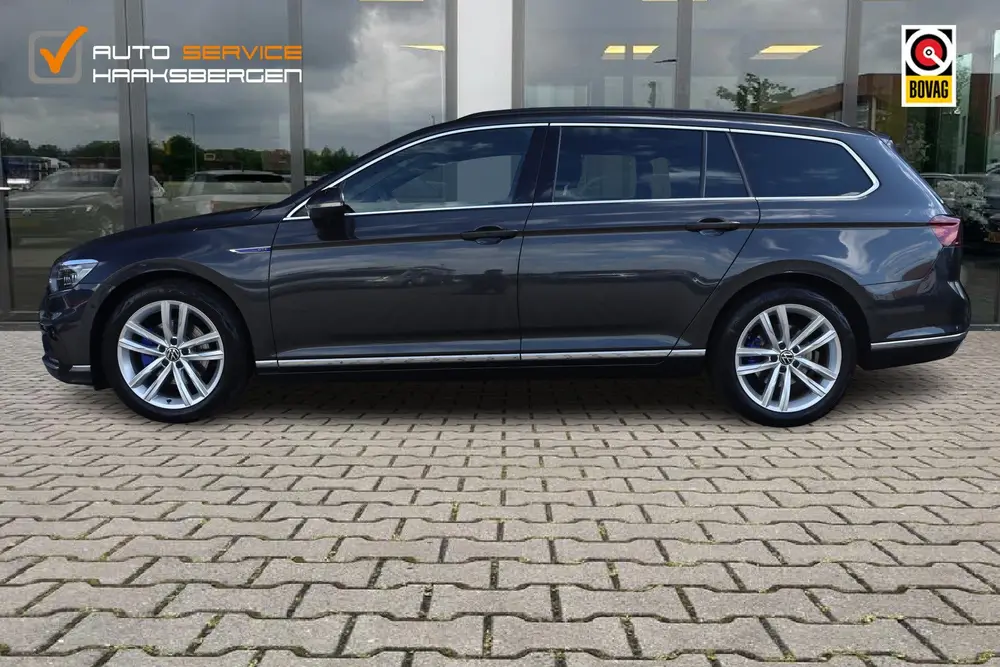 Volkswagen Passat Variant 1.4 TSI PHEV GTE Business | Trekha uit 2022, foto 2