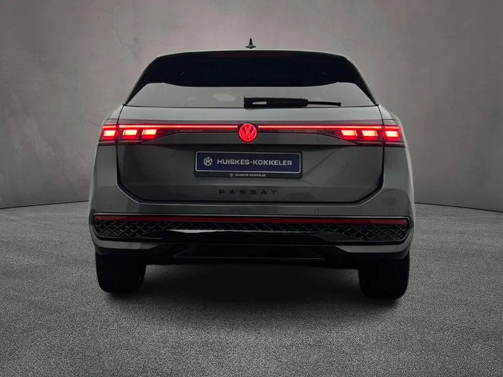 Volkswagen Passat Variant uit 2026, foto 6