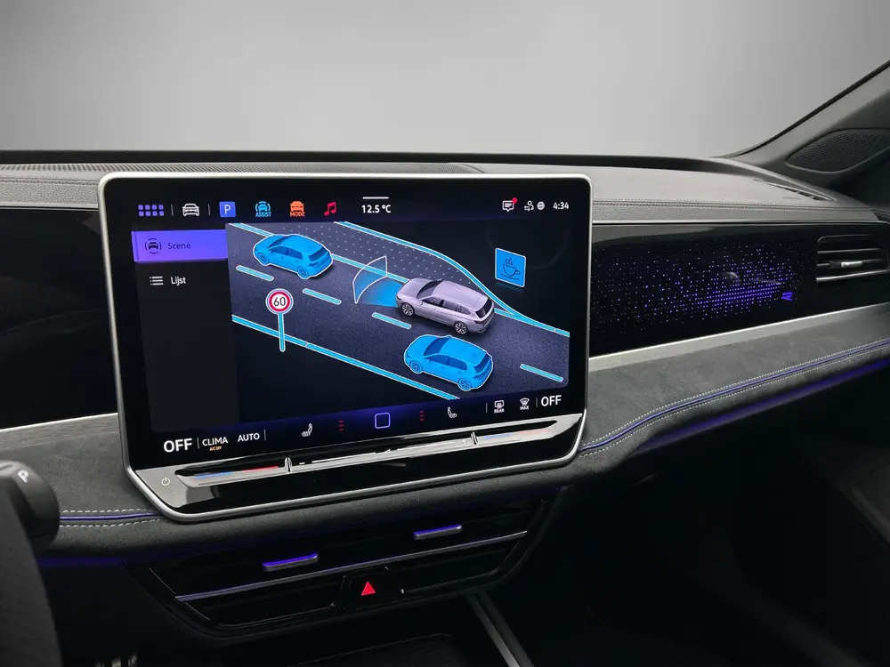 Volkswagen Passat Variant uit 2026, foto 17