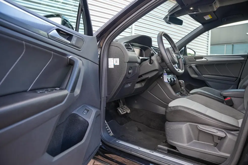 Volkswagen Tiguan 1.5 TSI ACT Highline Business R R-Line Ada uit 2019, foto 6