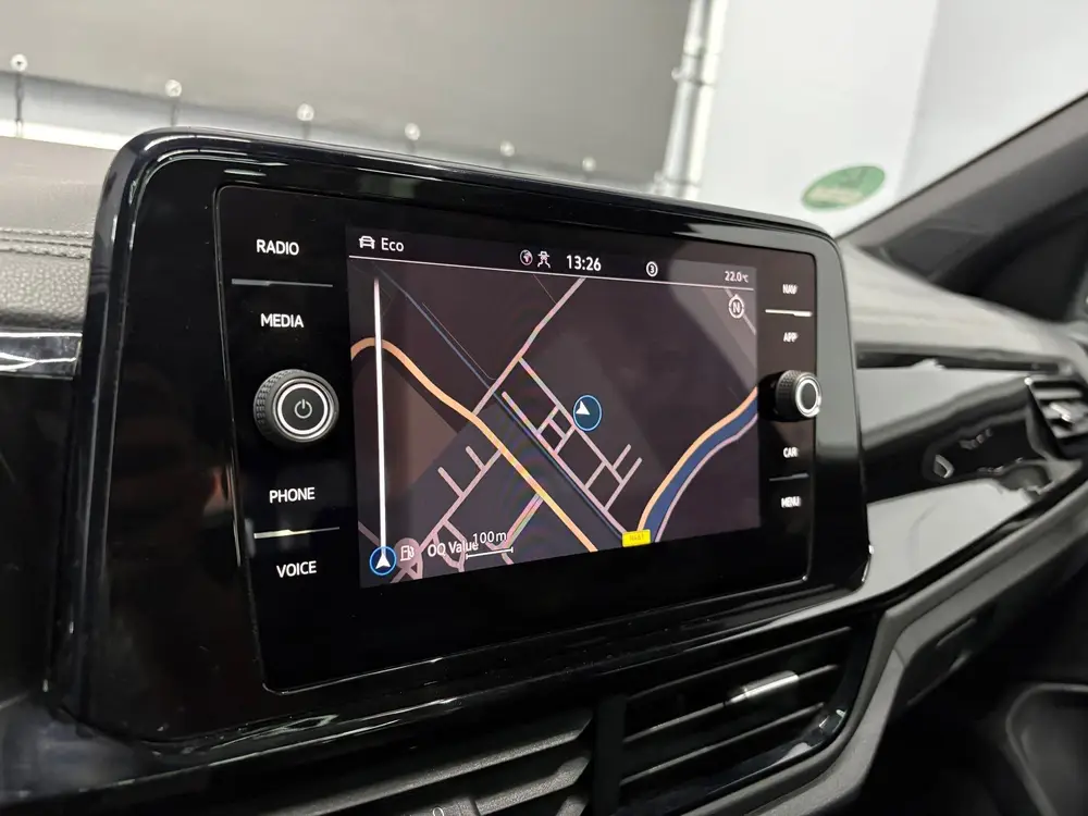 Volkswagen T-Roc 1.5 TSI R-Line Business+ uit 2022, foto 14