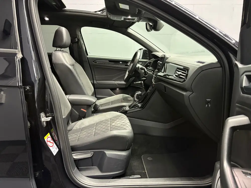 Volkswagen T-Roc 1.5 TSI R-Line Business+ uit 2022, foto 8