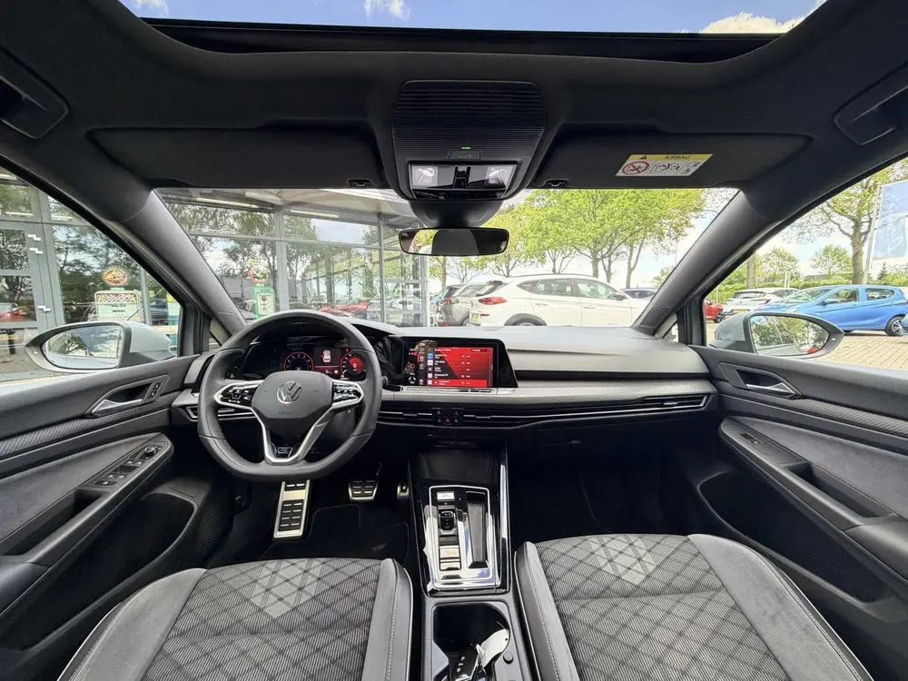 Volkswagen Golf 1.5 eTSI R-Line | Led | Automaat | Pano | Sf uit 2023, foto 14