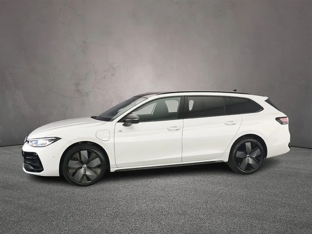 Volkswagen Passat Variant uit 2026, foto 2