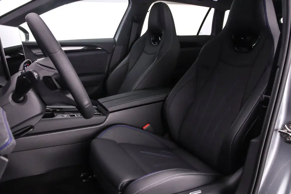 Volkswagen Passat Variant uit 2026, foto 16