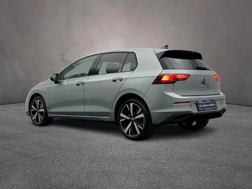 Volkswagen Golf uit 2026, foto 3