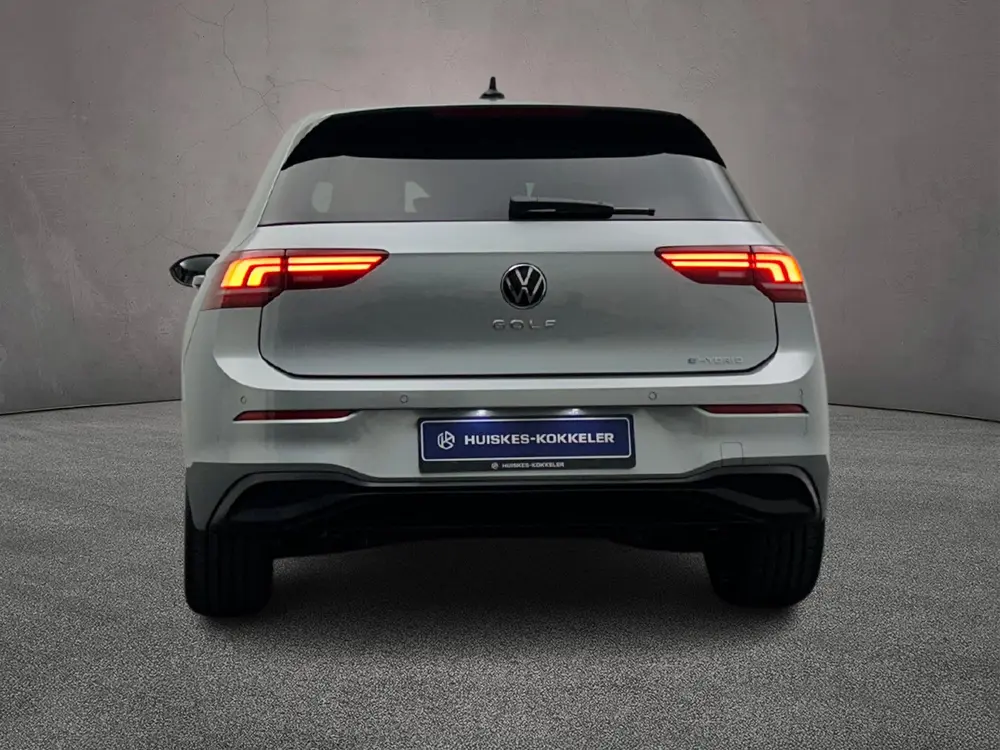 Volkswagen Golf uit 2026, foto 6